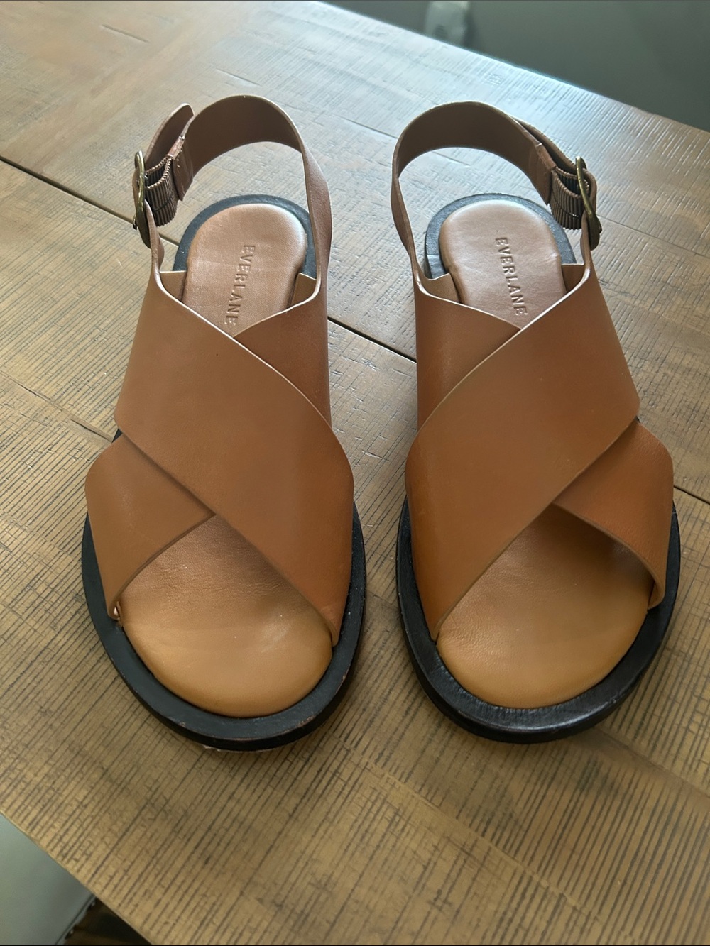 Everlane The City Crossover Sandals sz 6.5 Desert Tan Leather Ankle Strap Buckle